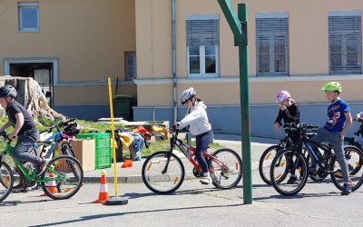 Spretnostno kolesarski poligon na PŠ Podgrad